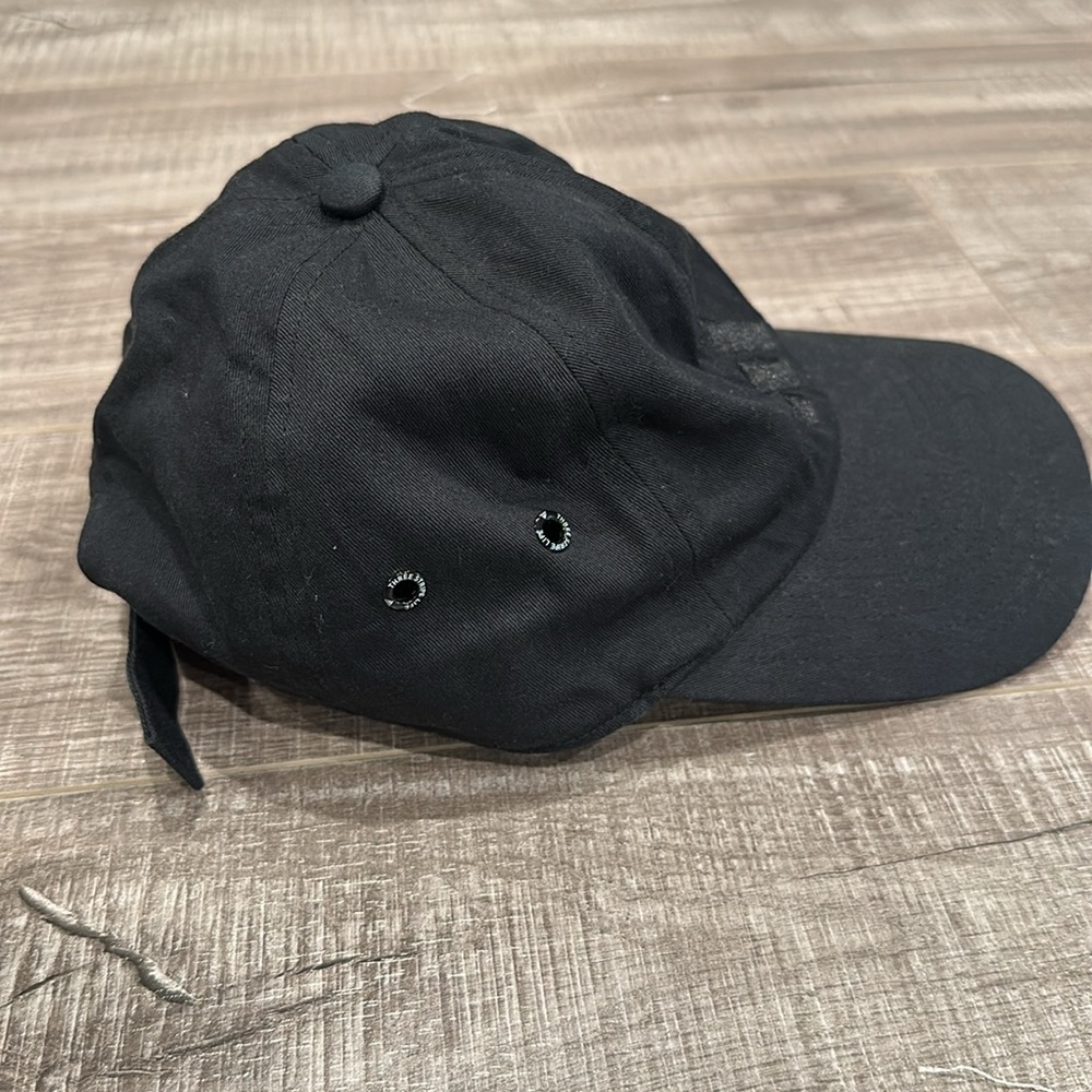 Adidas cap - Picture 2 of 5